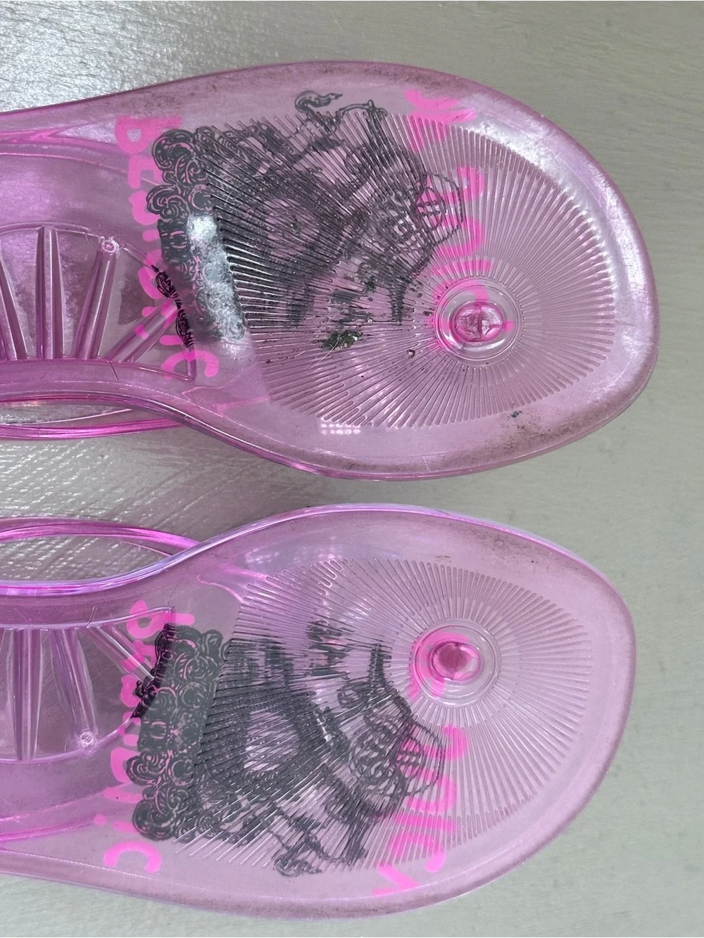 Juicy Couture Pink Jelly Flip Flops Rhinestone Bow Sandals Size 8 Y2K